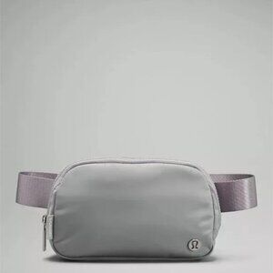 NWT Lululemon Everywhere Belt Bag 1L - Silver Drop